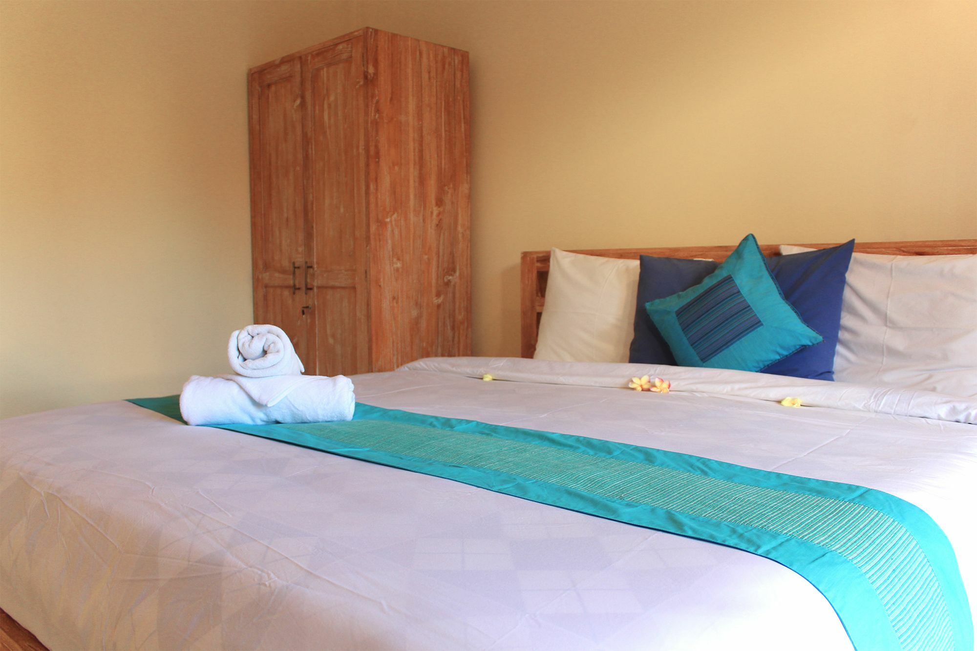 Cr Tris Rooms Seminyak المظهر الخارجي الصورة