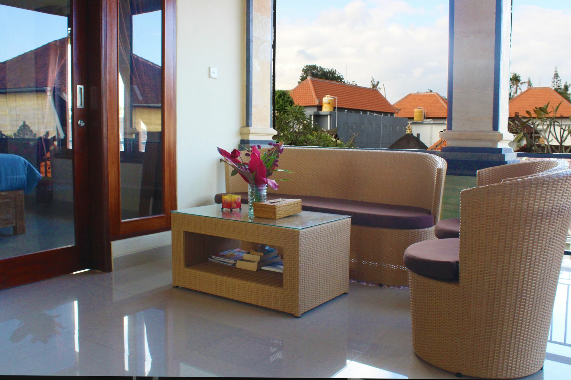 Cr Tris Rooms Seminyak المظهر الخارجي الصورة