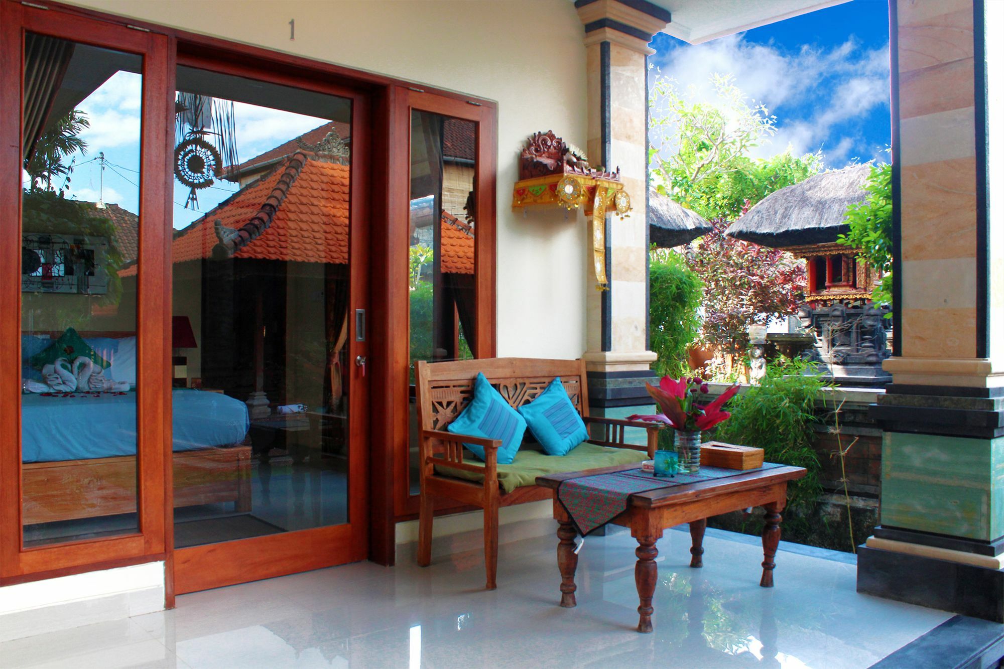Cr Tris Rooms Seminyak المظهر الخارجي الصورة