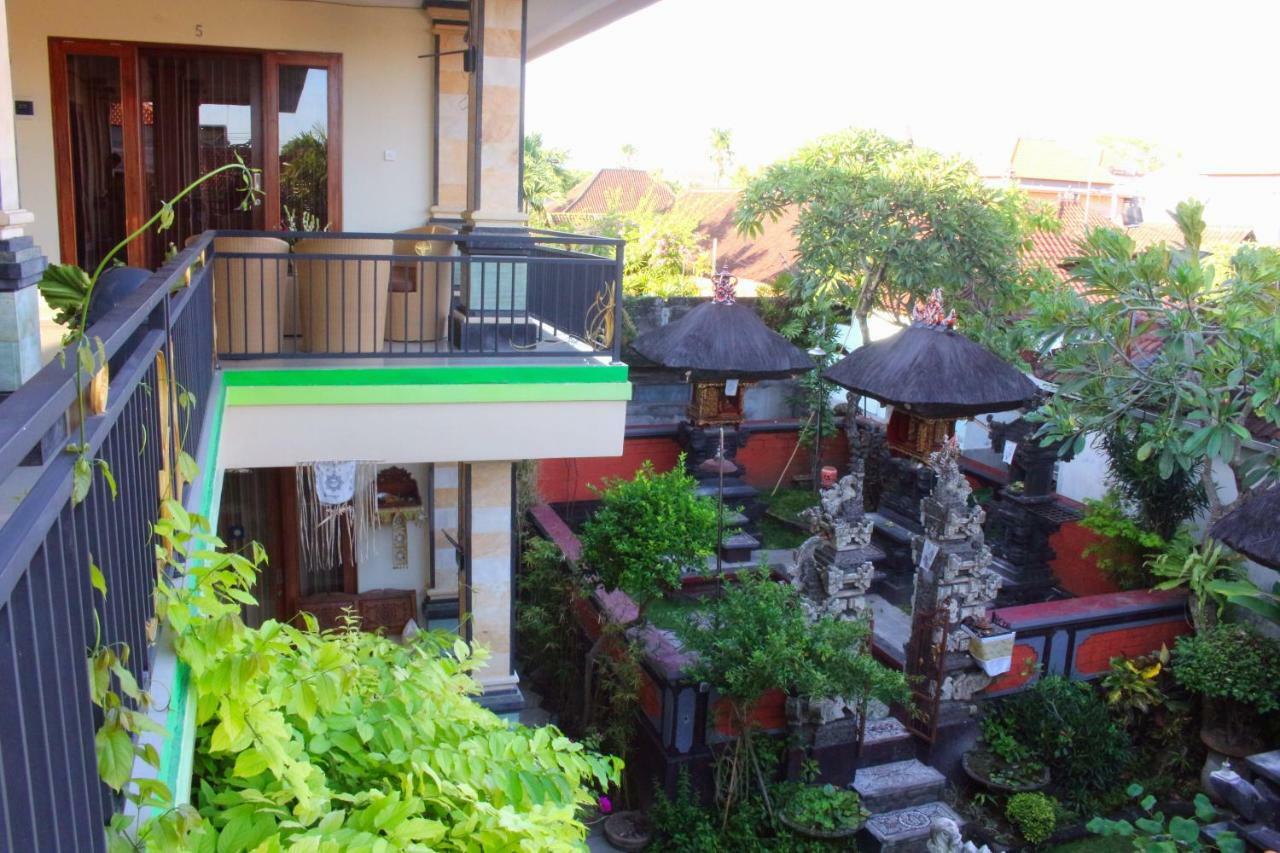 Cr Tris Rooms Seminyak المظهر الخارجي الصورة